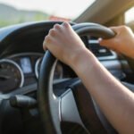 Yolda Güvende Kalmanın İpuçları: Araç Kiralama ve Seyahat